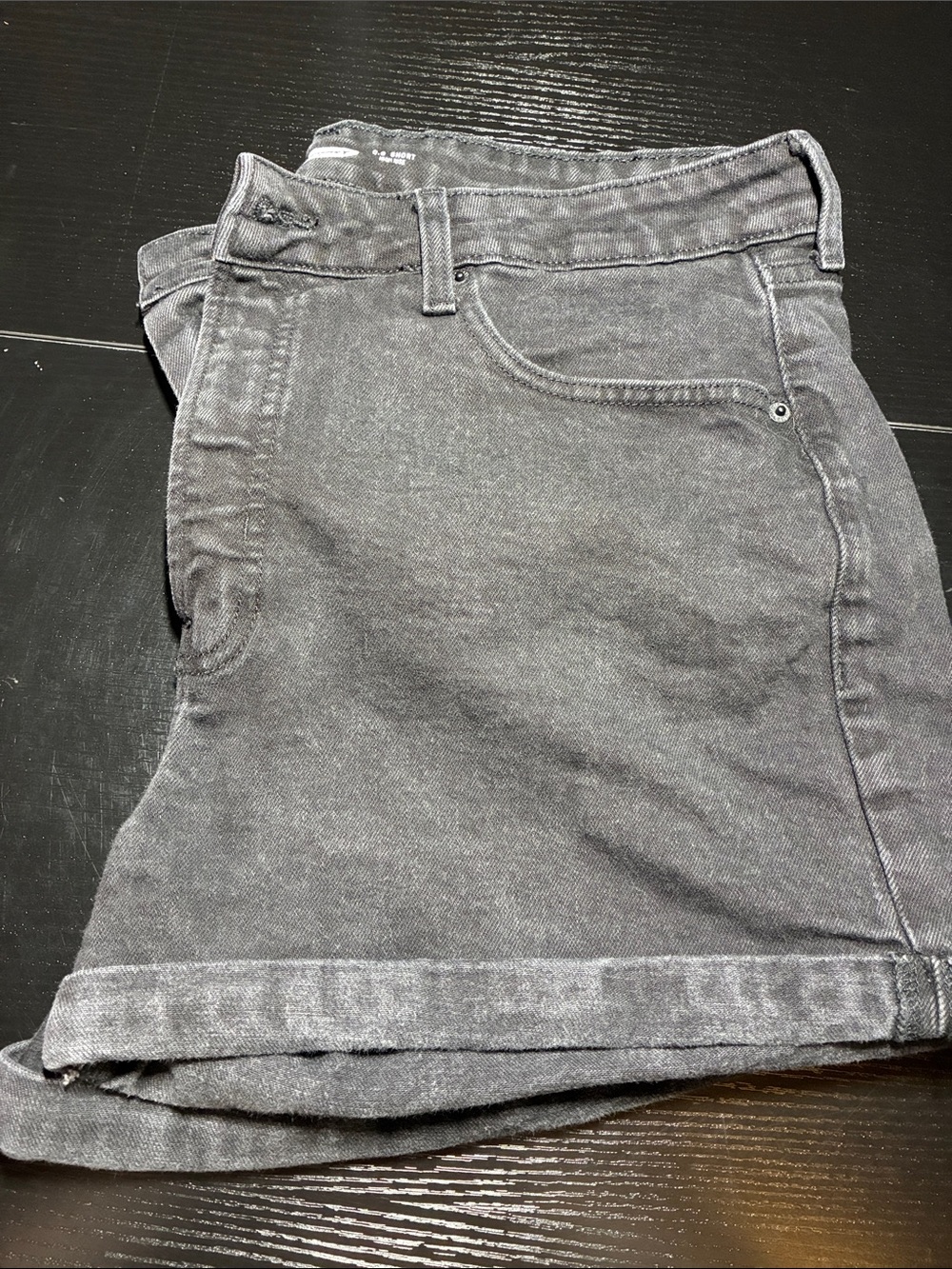 Old Navy Women's Washed Black Denim Ankle Shorts